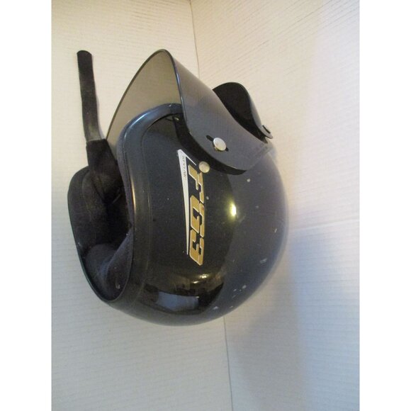 *HJC Motorcycle Helmet Black DOT - Large - Adjustable Chin Strap and Visor - Picture 7 of 11